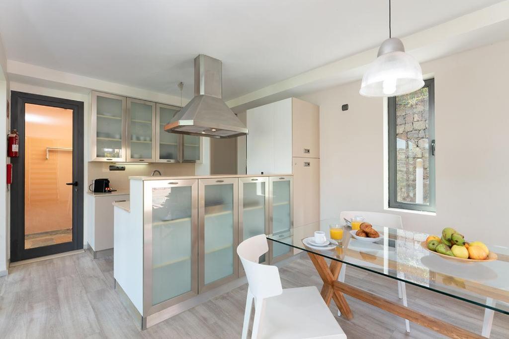 Villa Mit Pool Los Lagos 16 Salobre  Kültér fotó